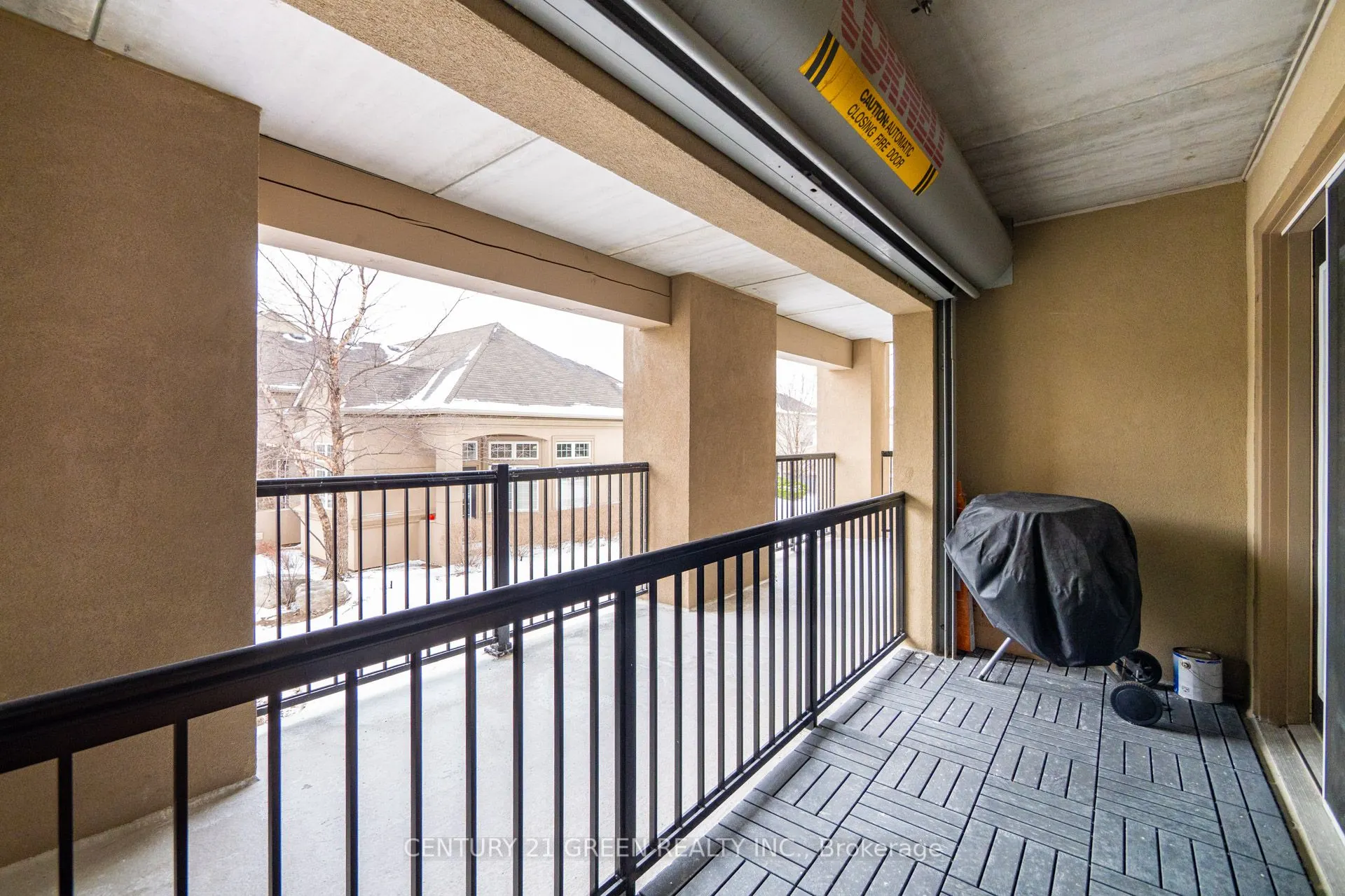 1479 Maple Avenue, #206