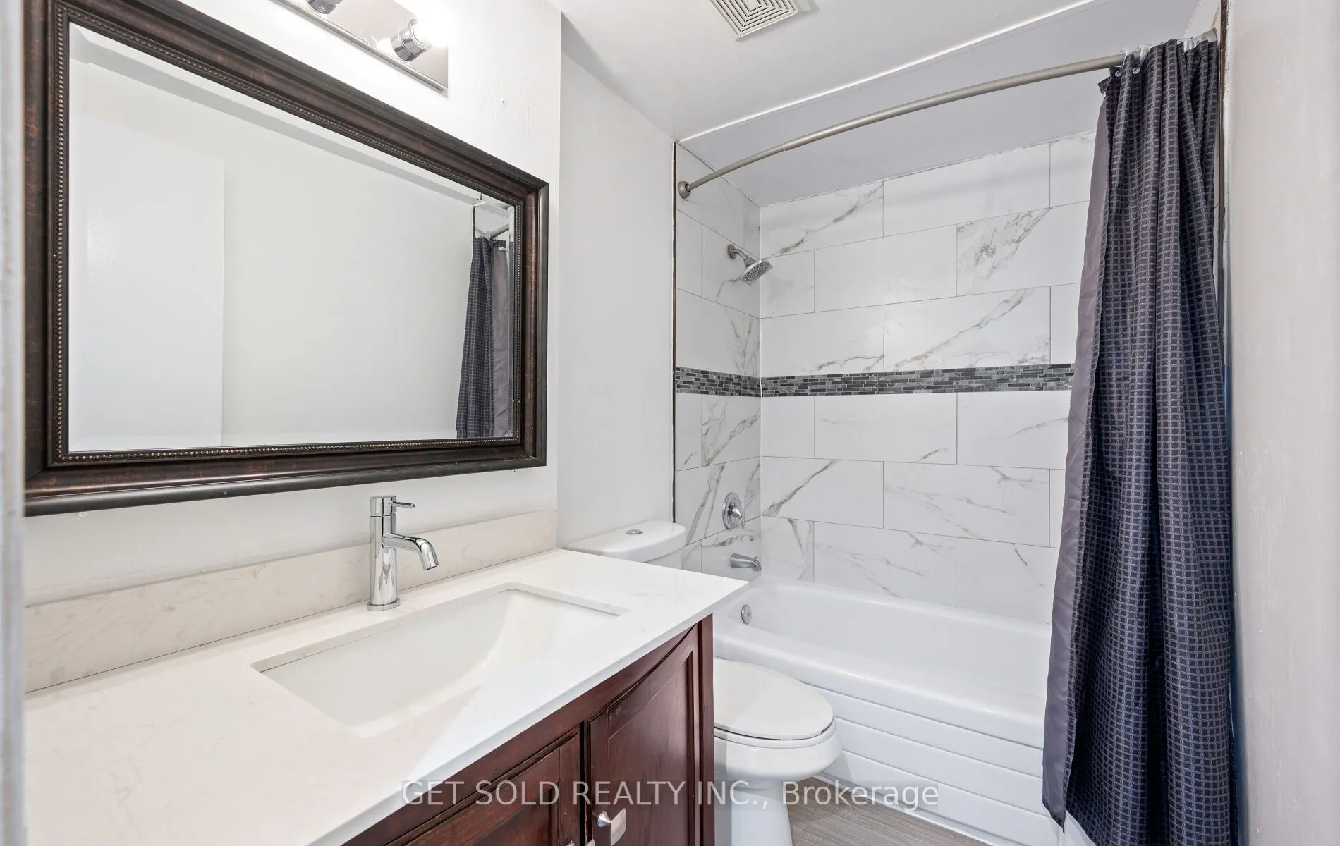 6 Darras Court, #6