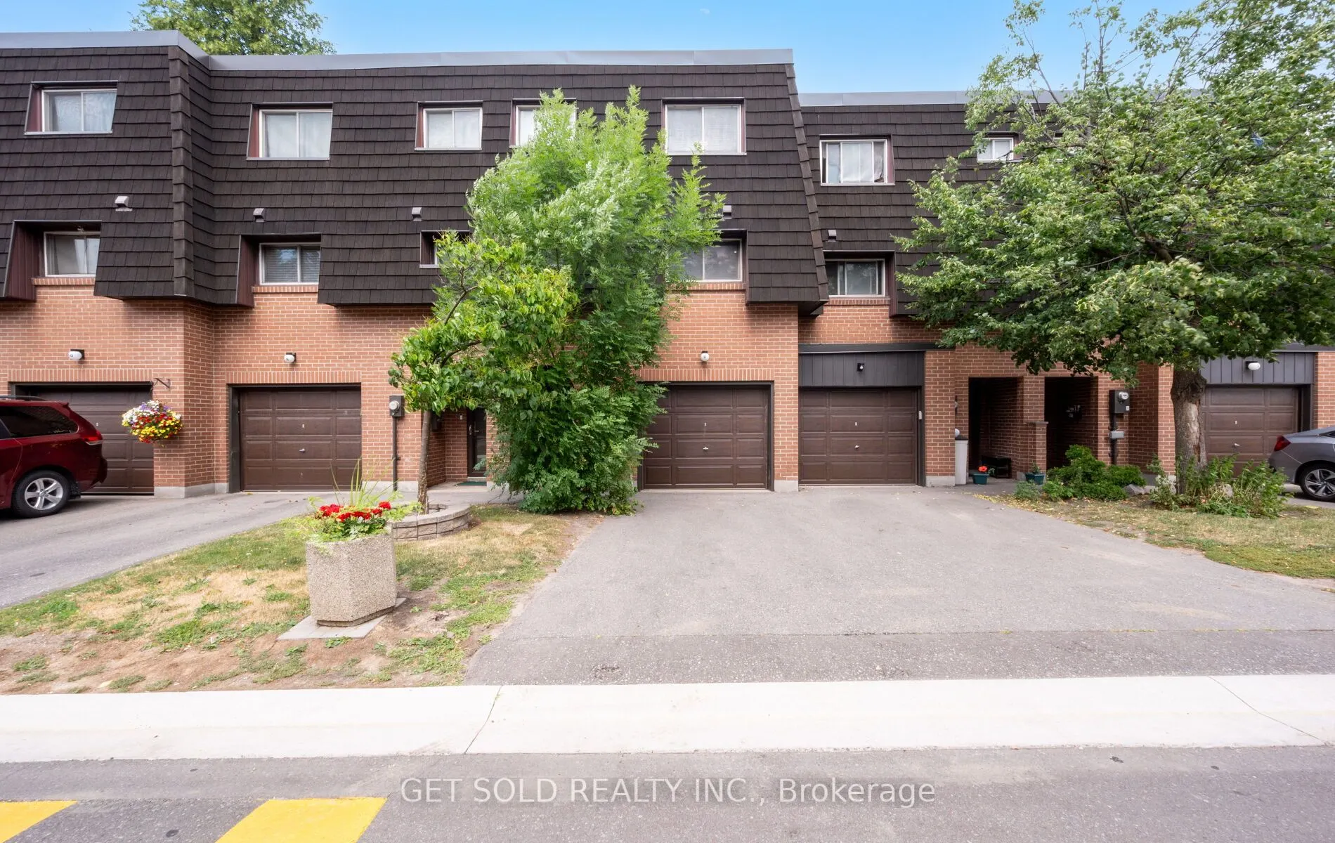 6 Darras Court, #6