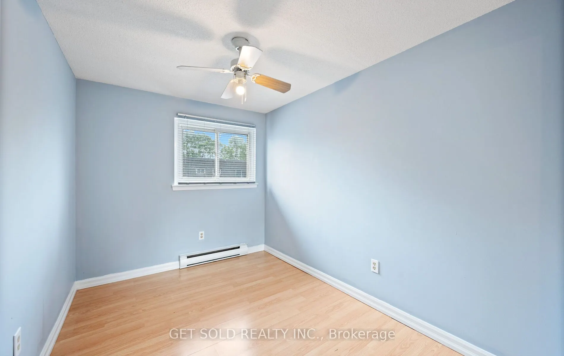 6 Darras Court, #6