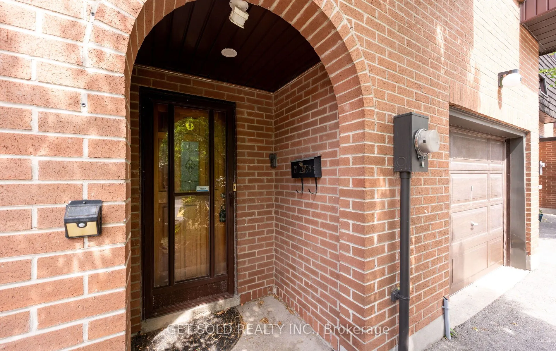 6 Darras Court, #6