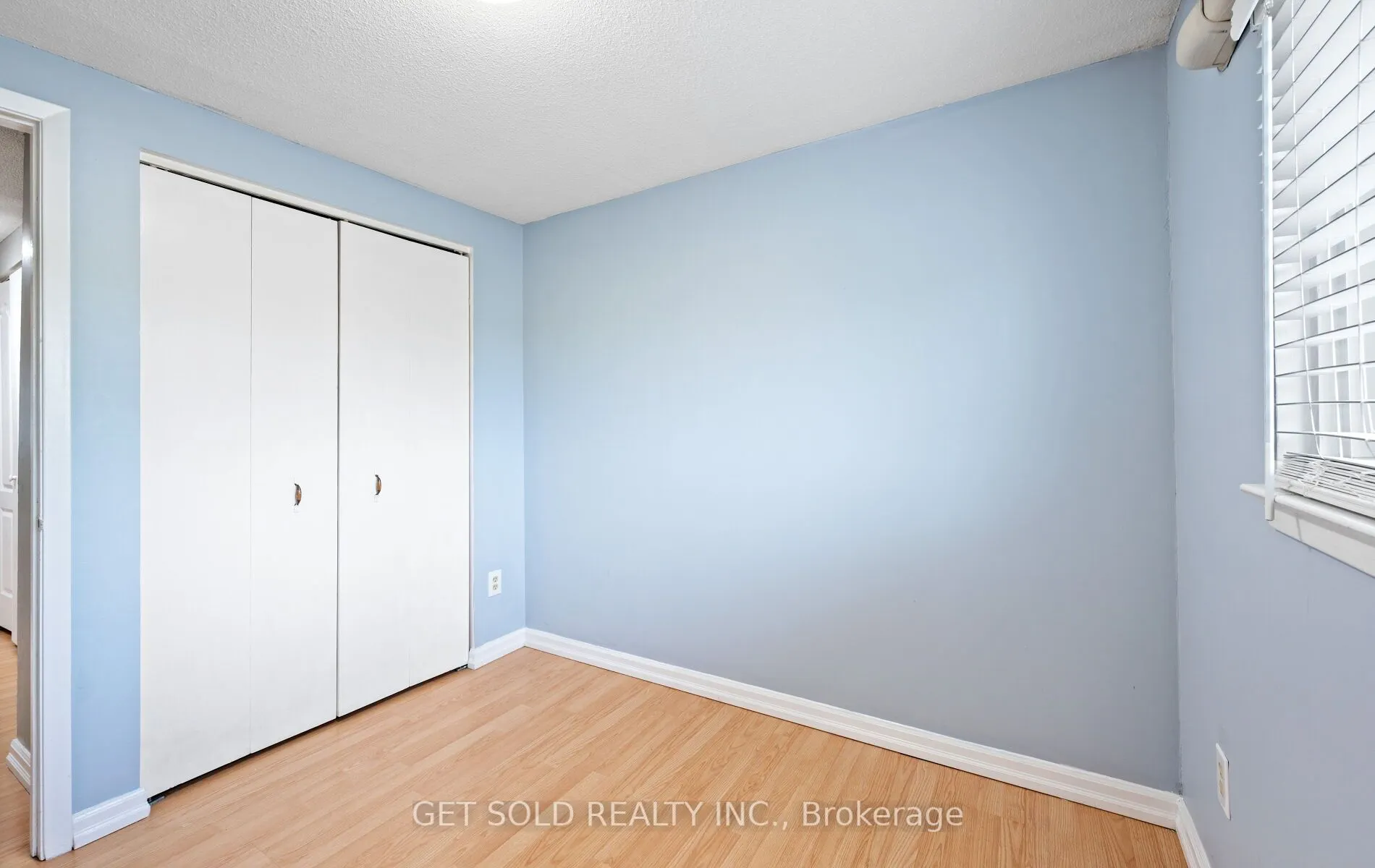 6 Darras Court, #6