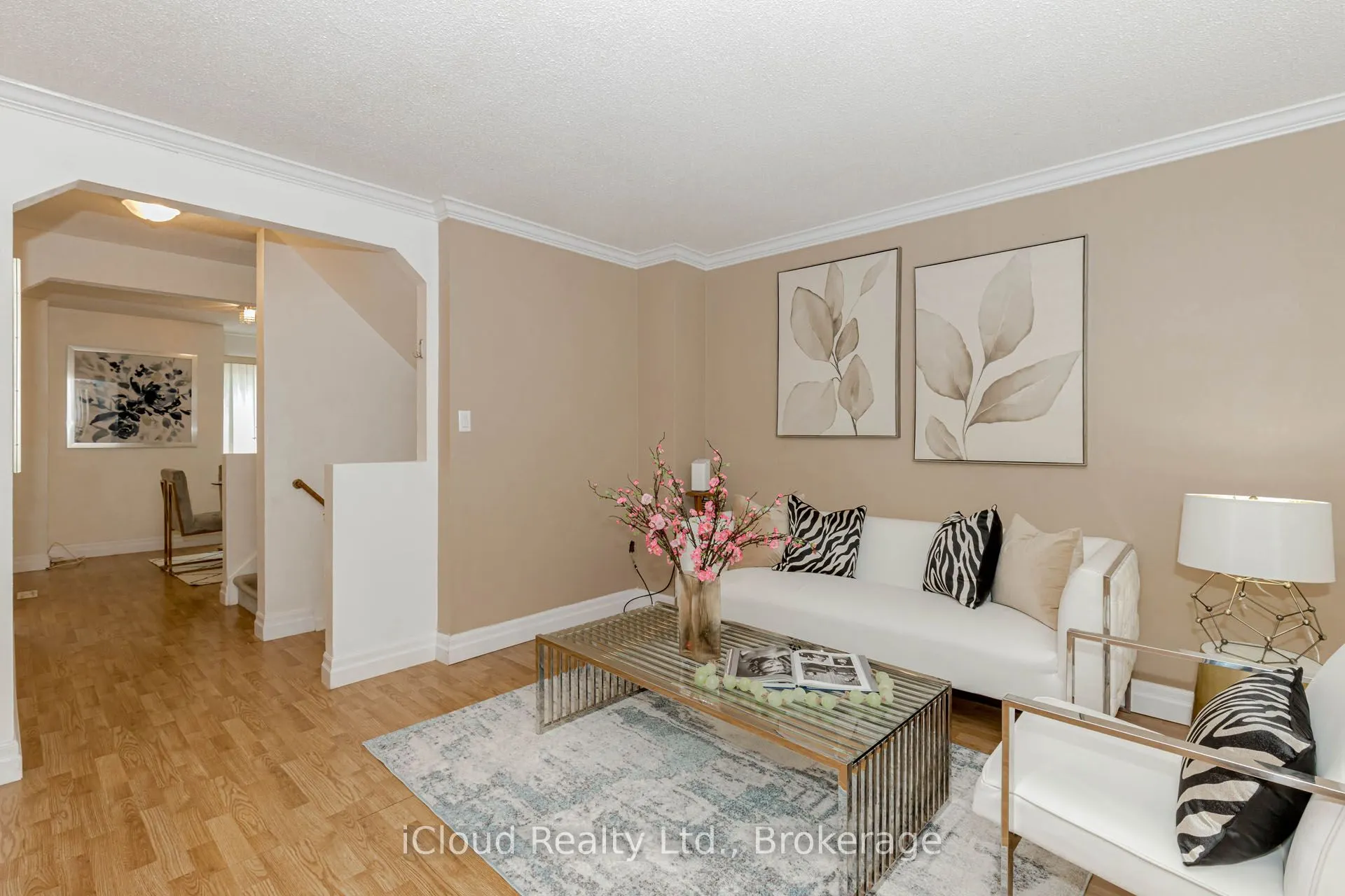 915 Inverhouse Drive, #42