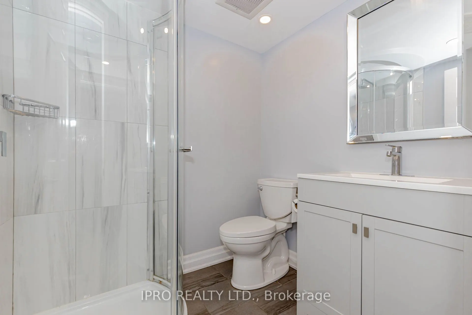 915 Inverhouse Drive, #42