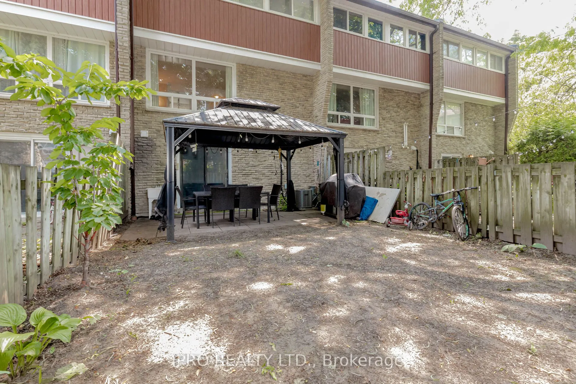 915 Inverhouse Drive, #42