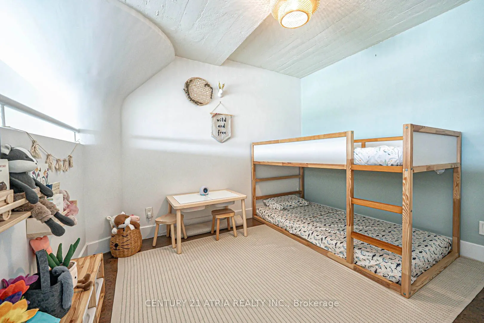 1001 Roselawn Avenue, #318