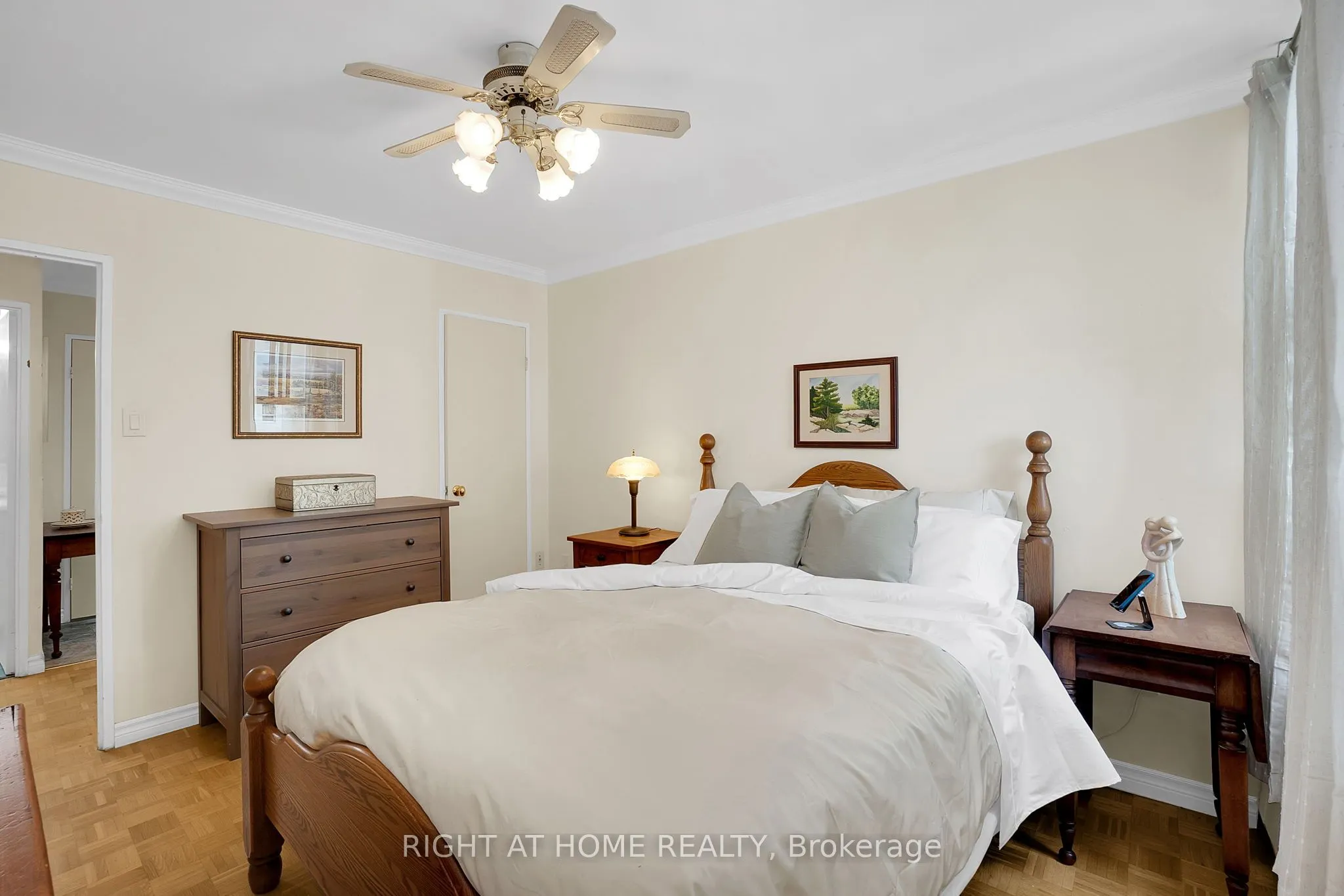 360 Ridelle Avenue, #2101