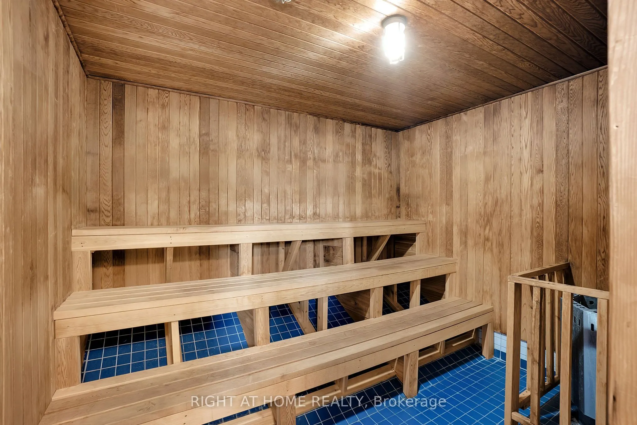 360 Ridelle Avenue, #2101