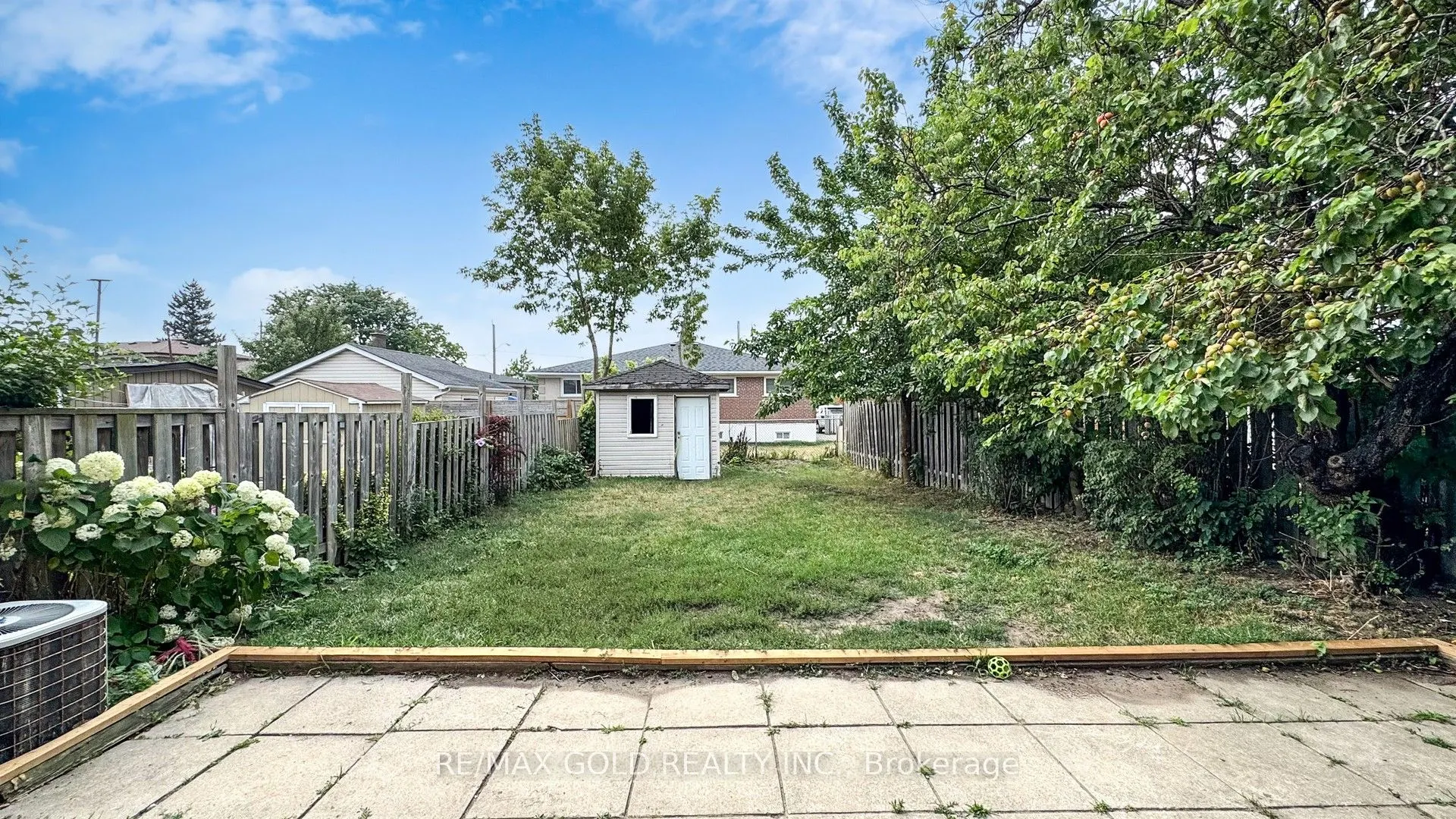 28 Navenby Crescent