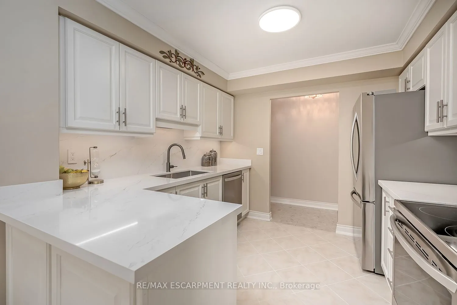 442 Maple Avenue, #408