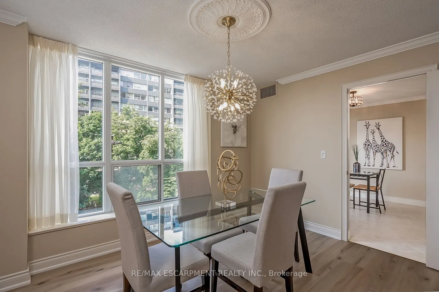 442 Maple Avenue, #408