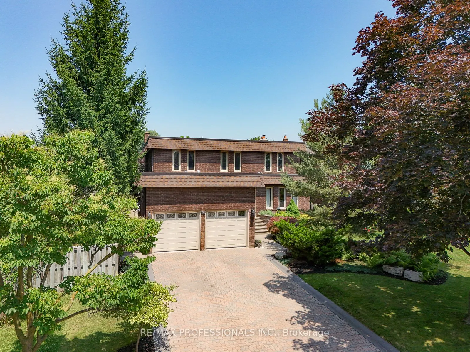 4 Neiltree Court