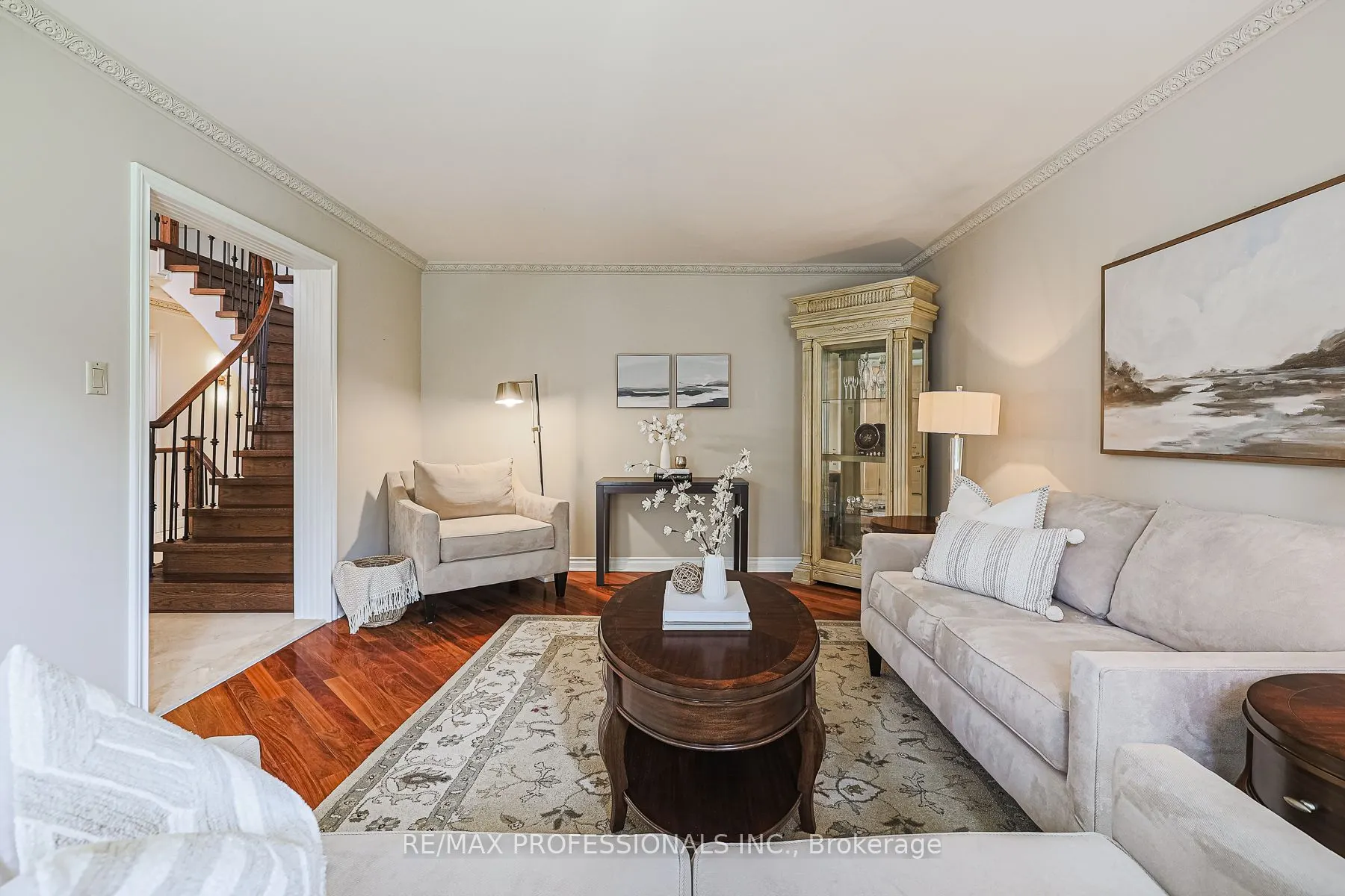4 Neiltree Court