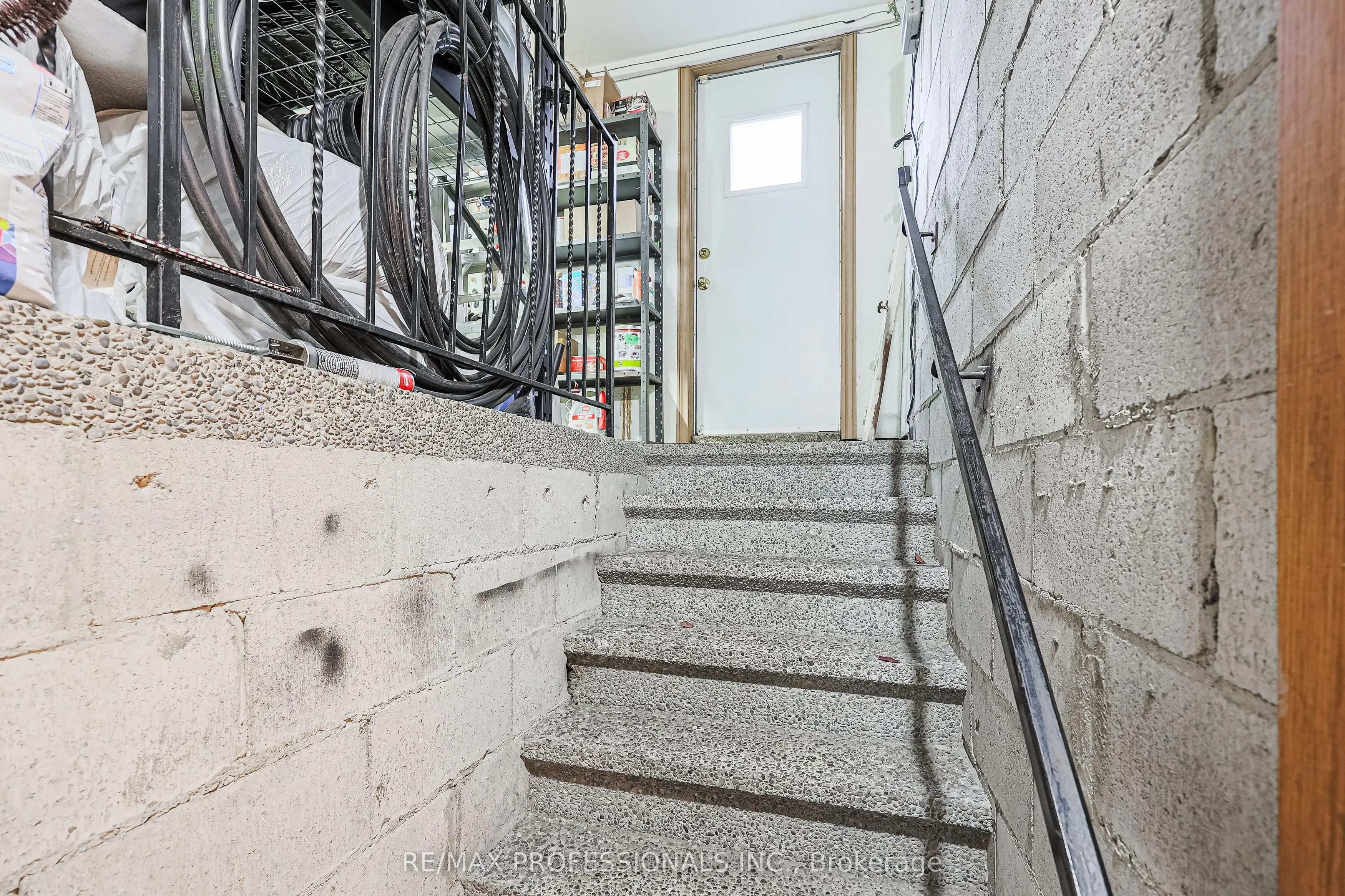 4 Neiltree Court