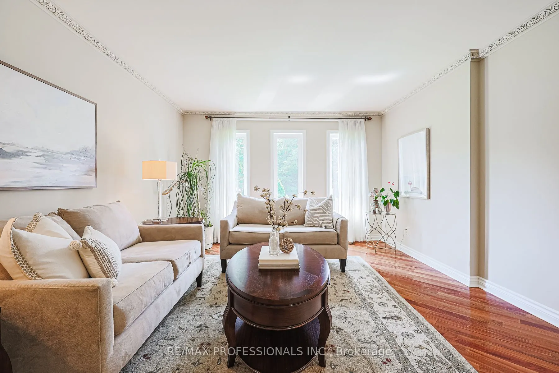 4 Neiltree Court