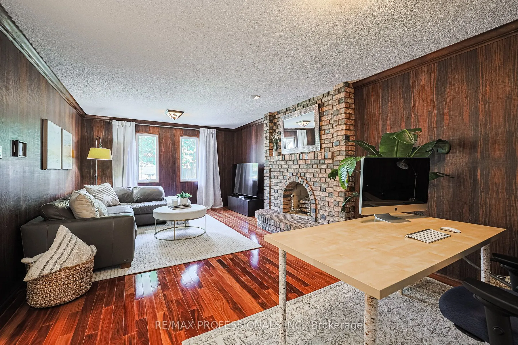 4 Neiltree Court