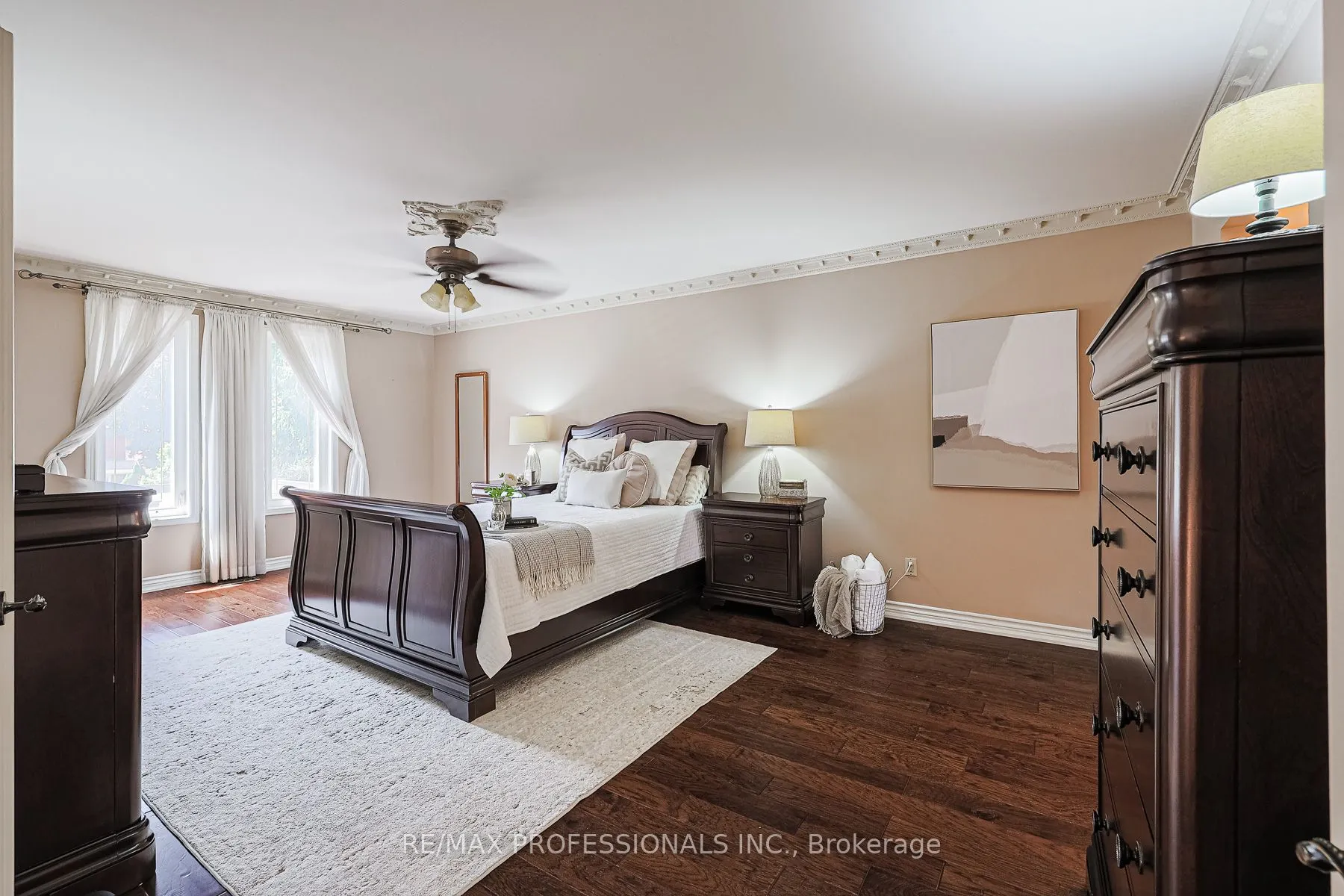 4 Neiltree Court