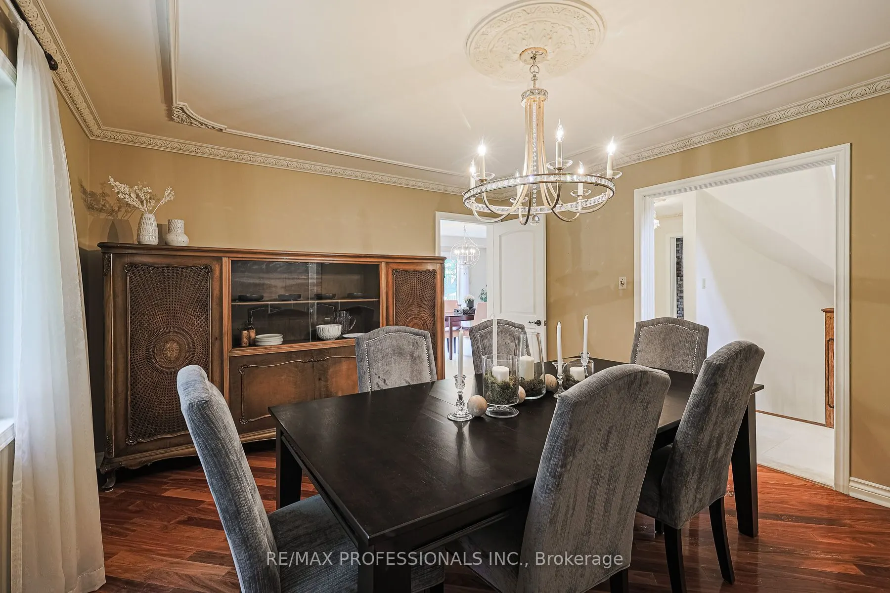 4 Neiltree Court