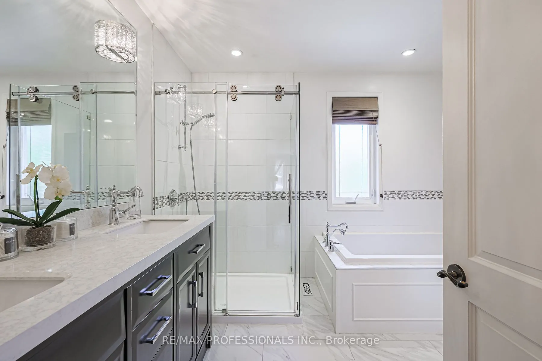 4 Neiltree Court