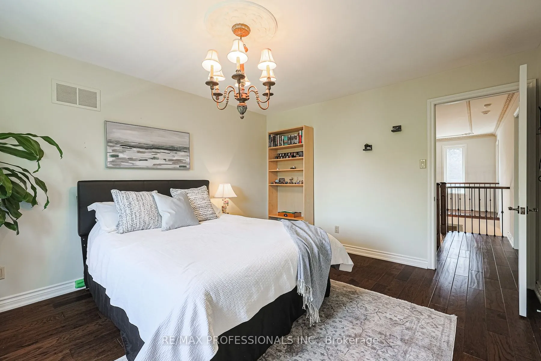 4 Neiltree Court