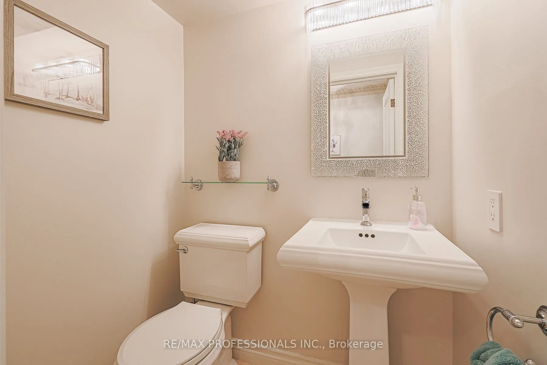 4 Neiltree Court