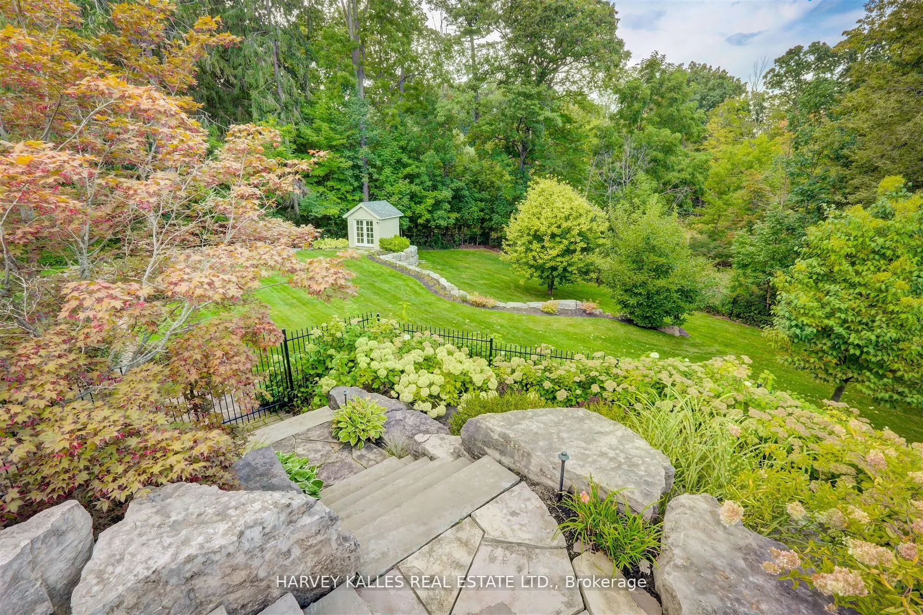 1199 Tecumseh Park Crescent