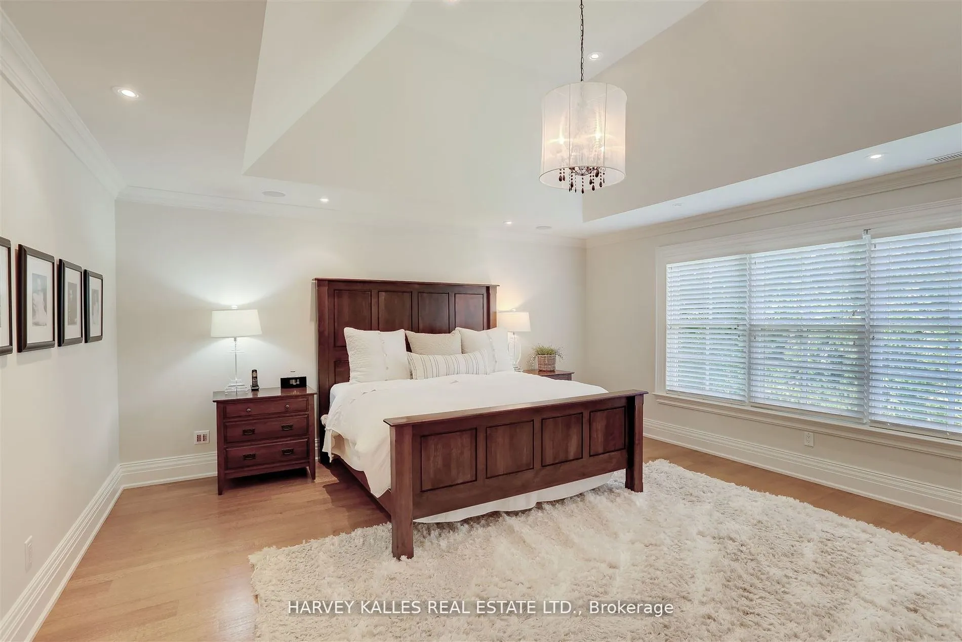 1199 Tecumseh Park Crescent
