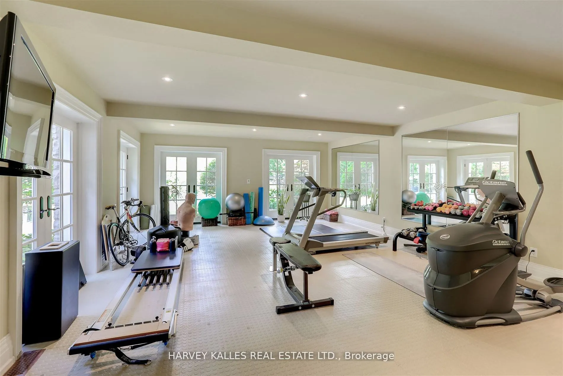 1199 Tecumseh Park Crescent