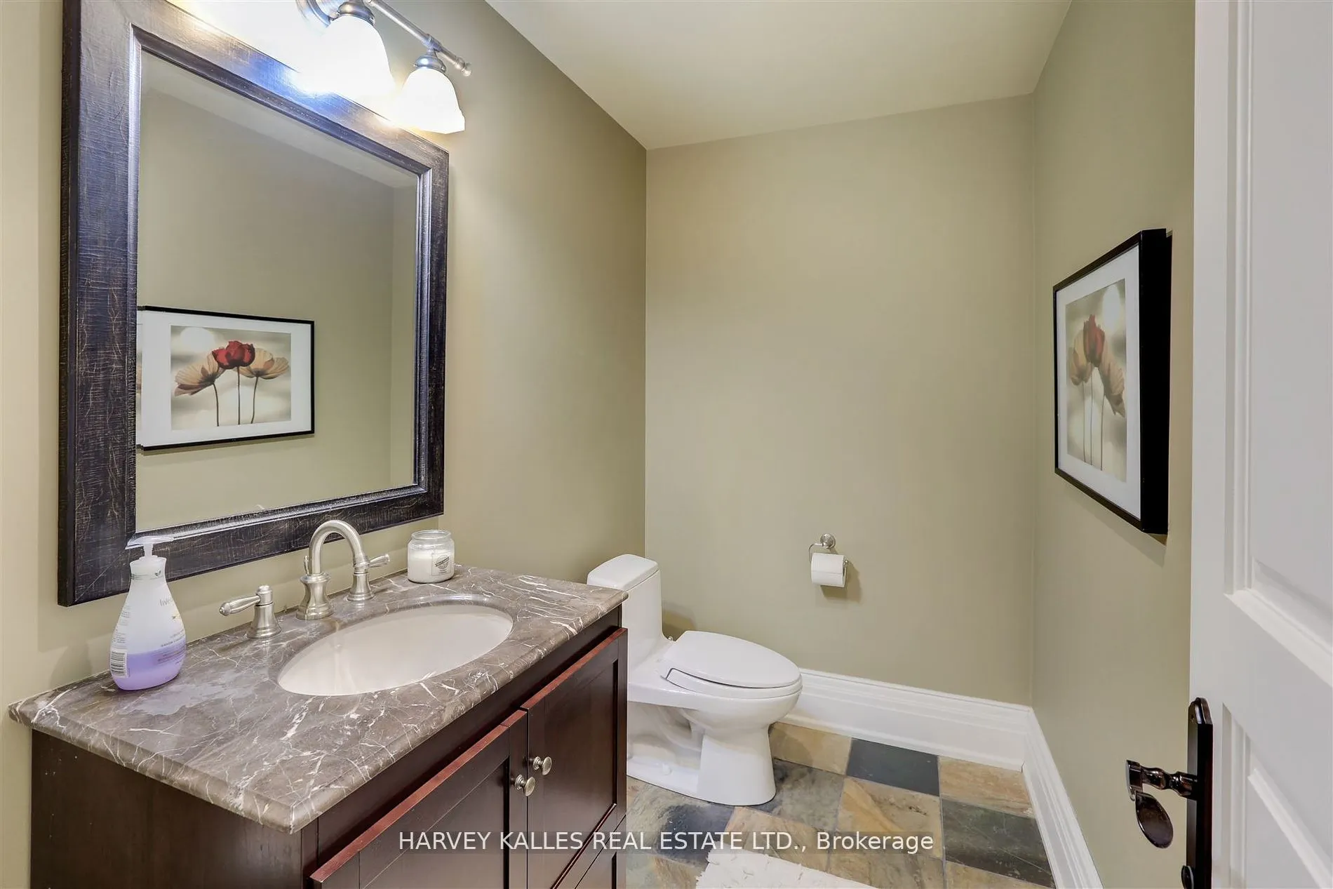 1199 Tecumseh Park Crescent