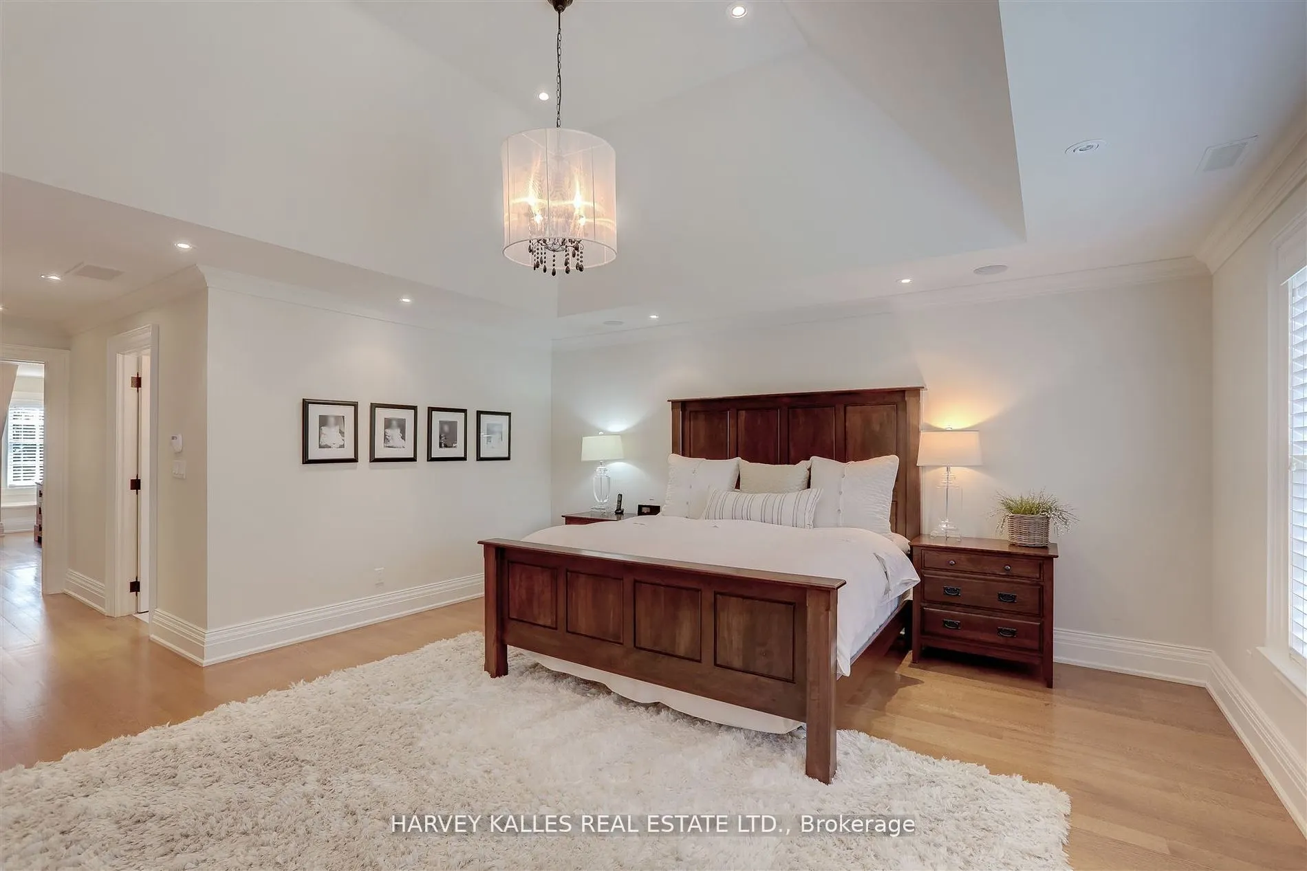 1199 Tecumseh Park Crescent