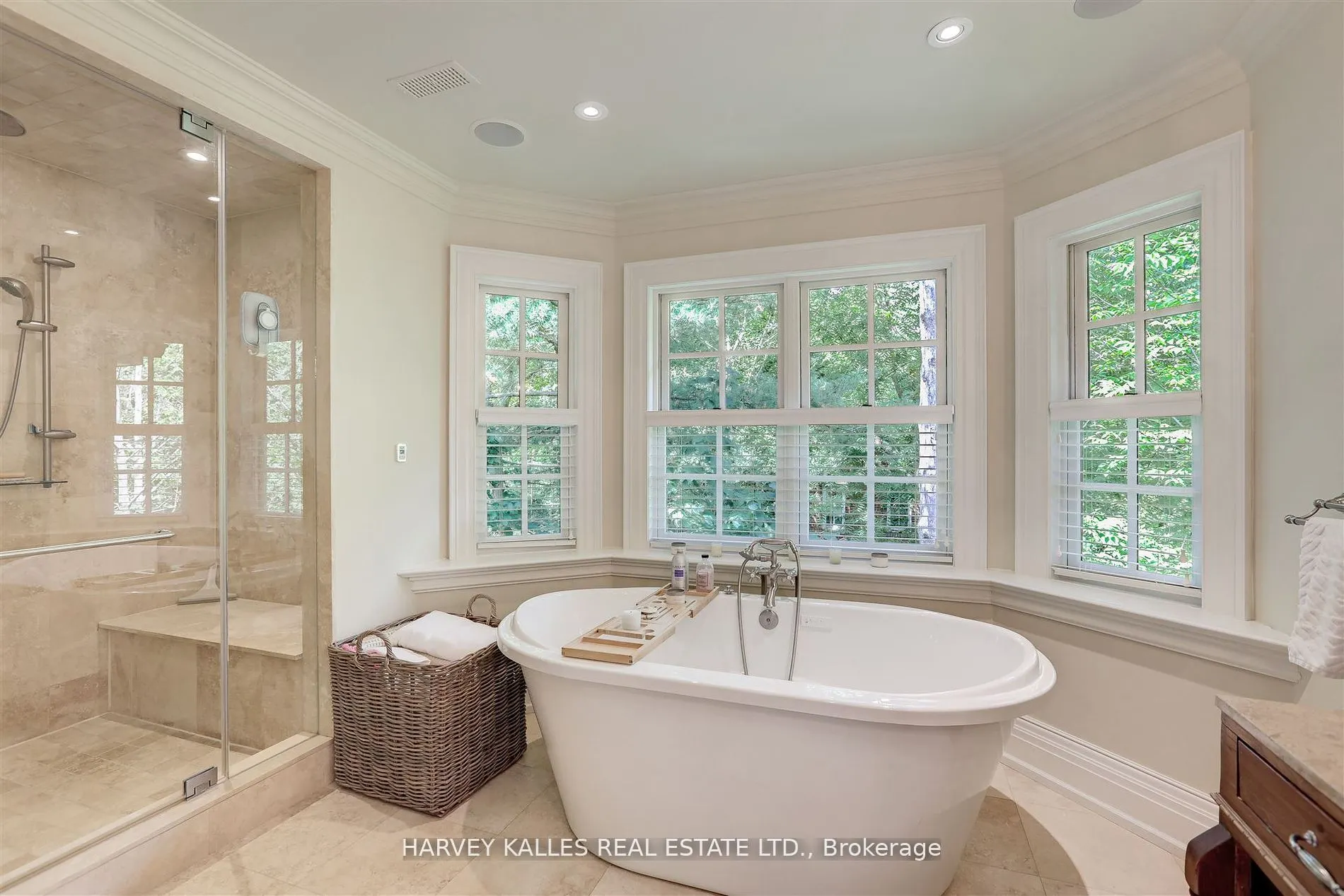 1199 Tecumseh Park Crescent