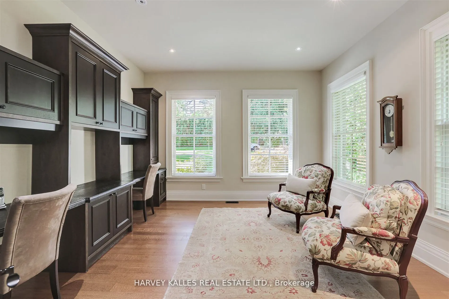 1199 Tecumseh Park Crescent