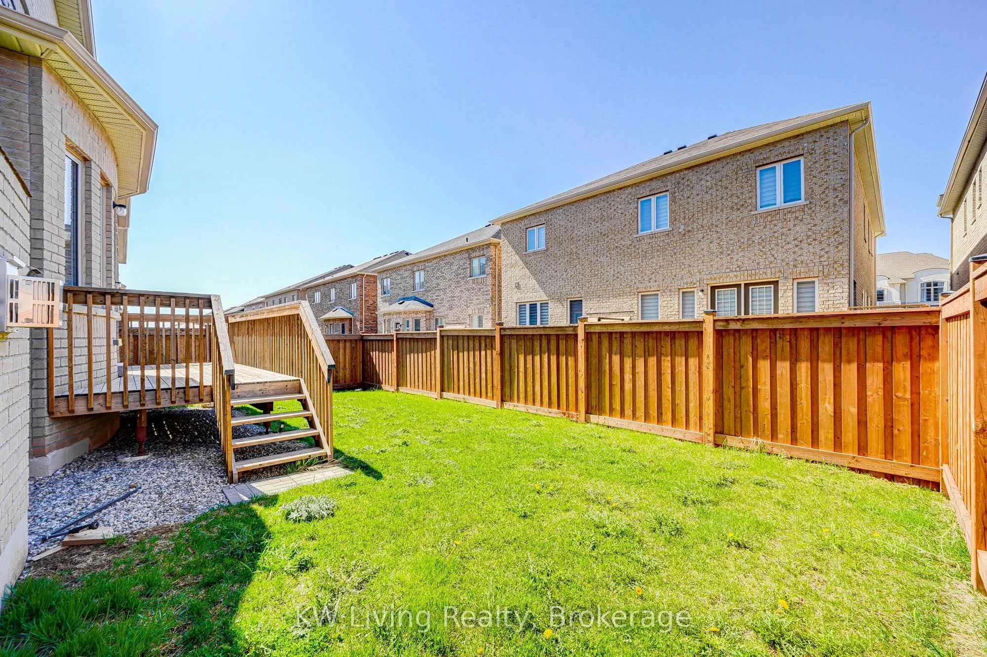 3228 Meadow Marsh Crescent