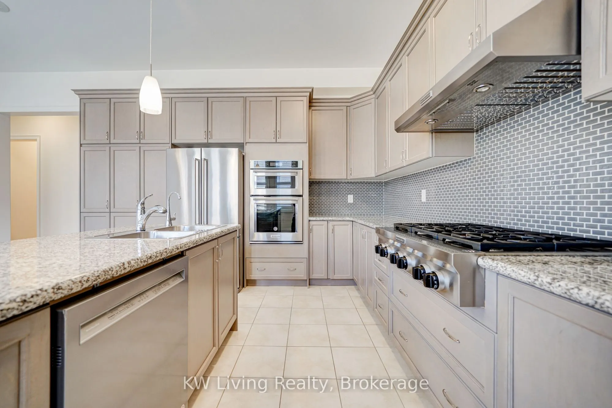 3228 Meadow Marsh Crescent