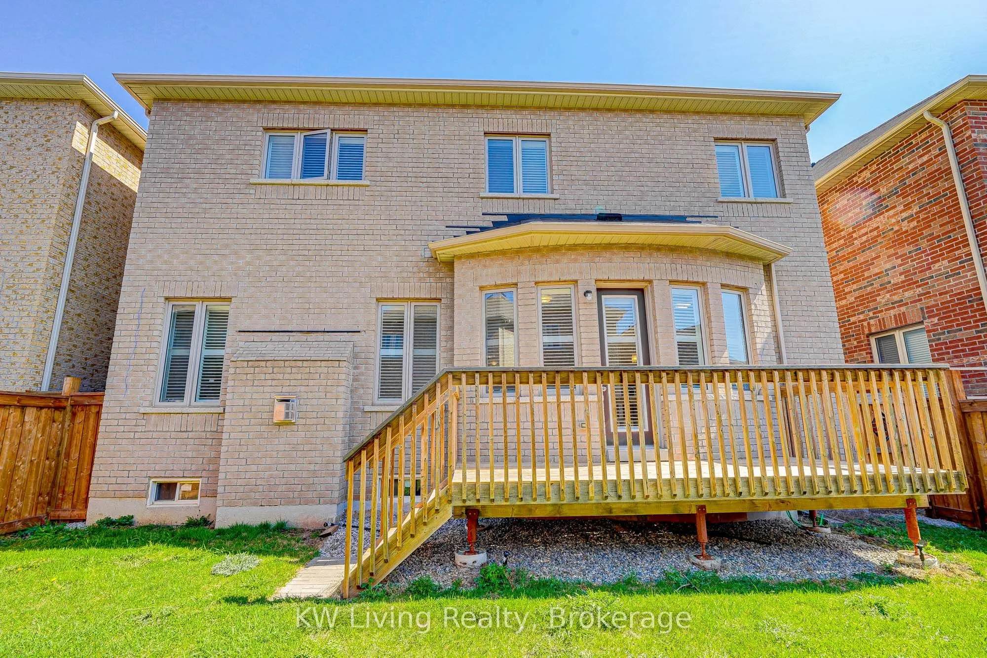 3228 Meadow Marsh Crescent
