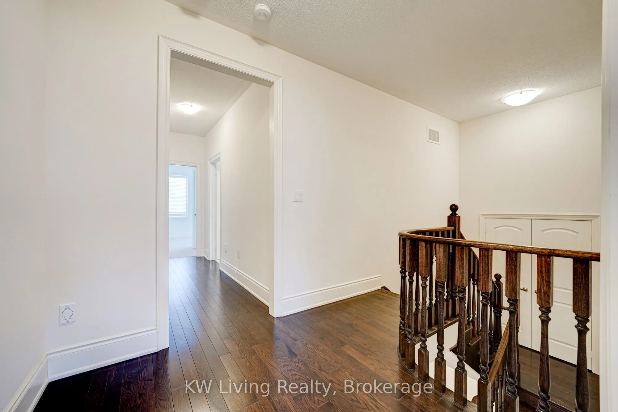 3228 Meadow Marsh Crescent