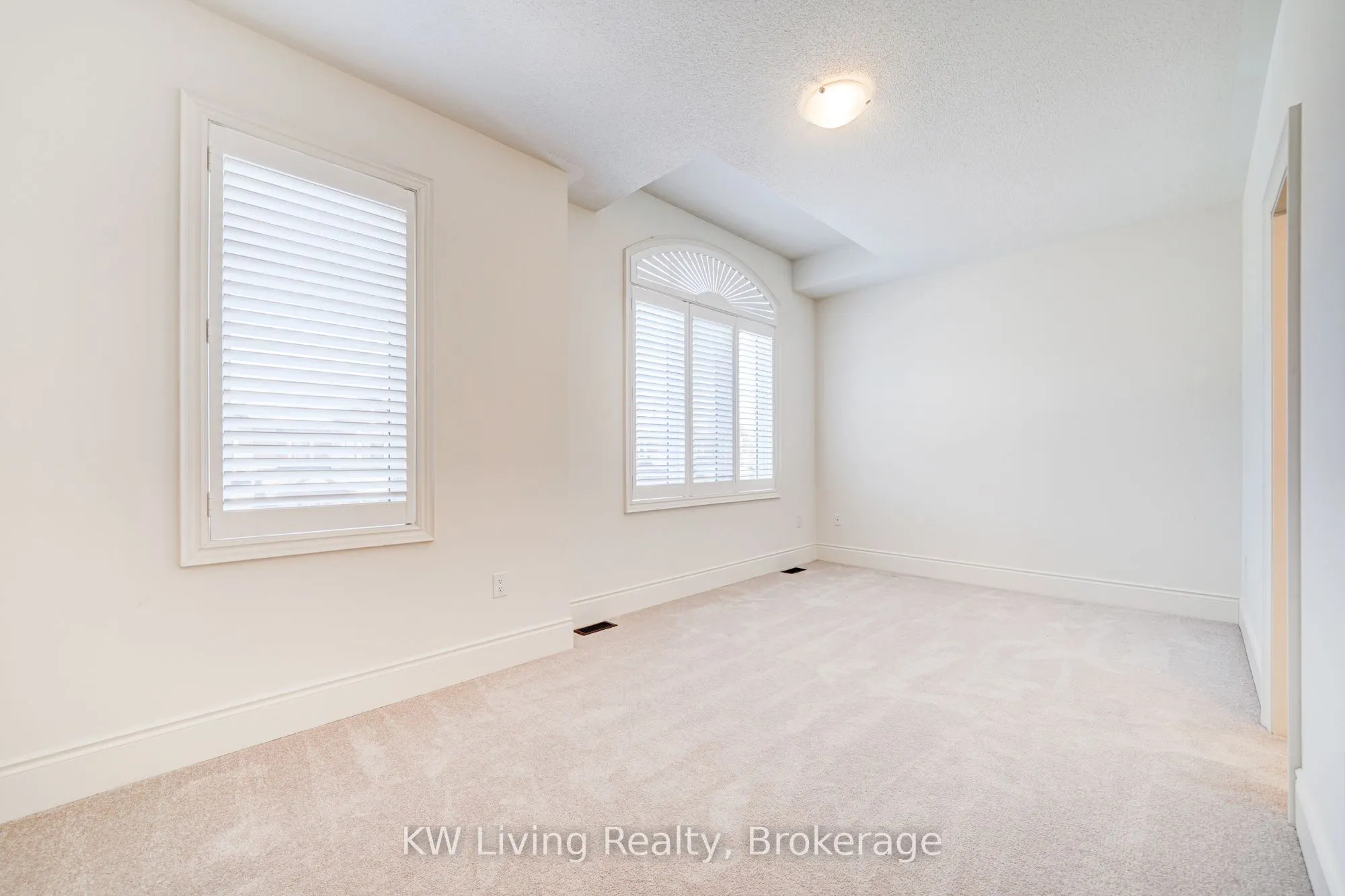 3228 Meadow Marsh Crescent