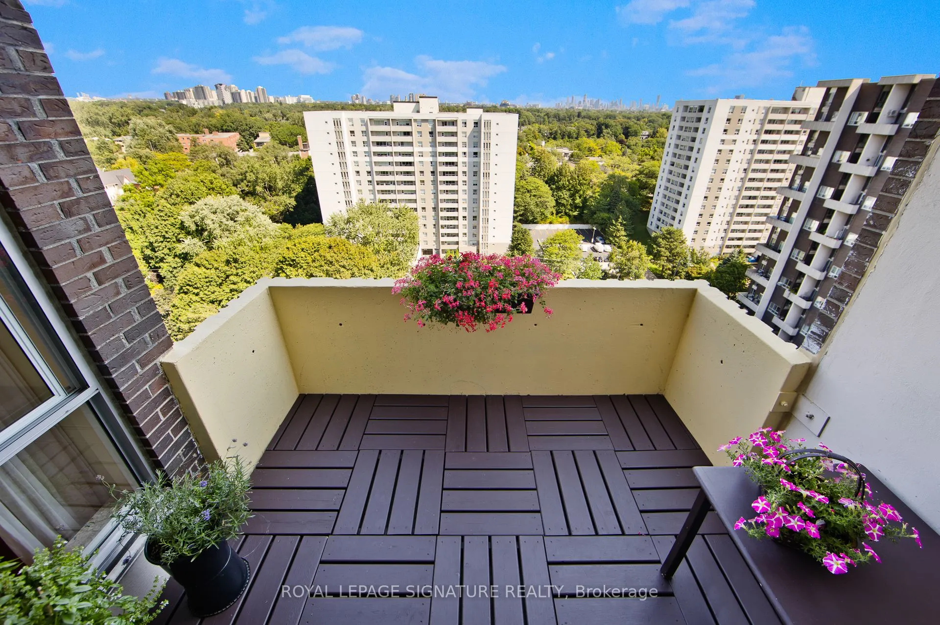 35 Ormskirk Avenue, #908