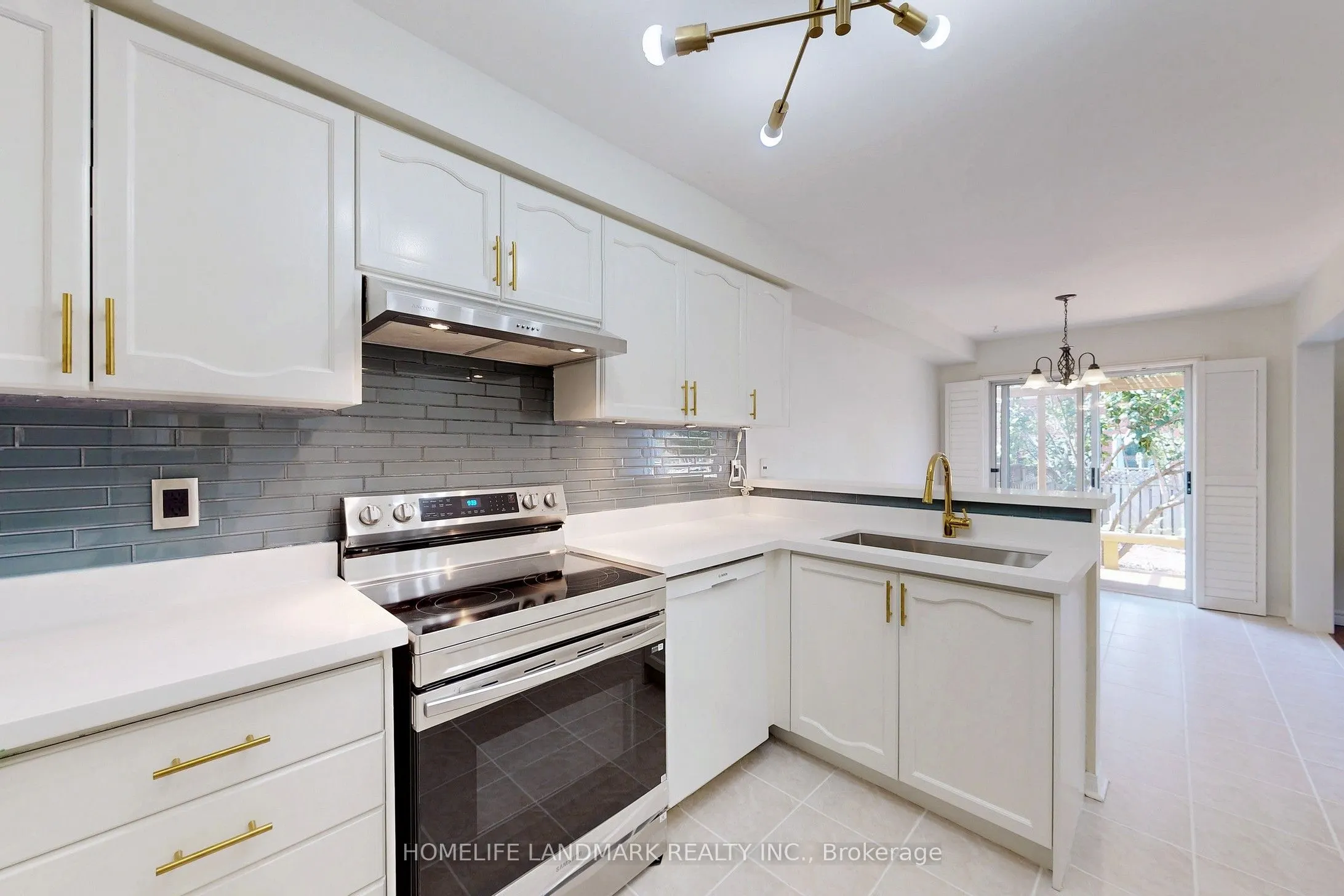 2276 Grouse Lane