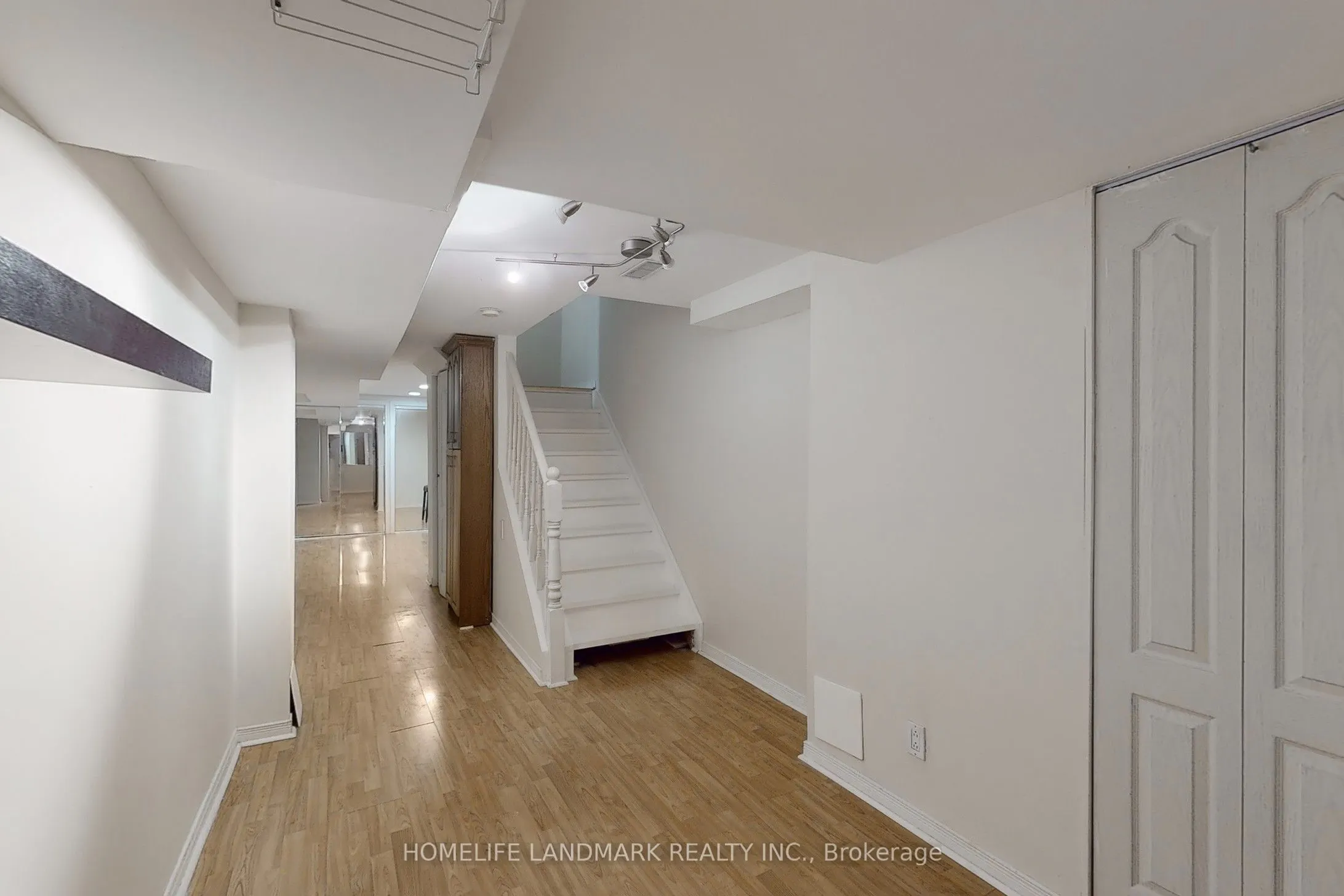 2276 Grouse Lane