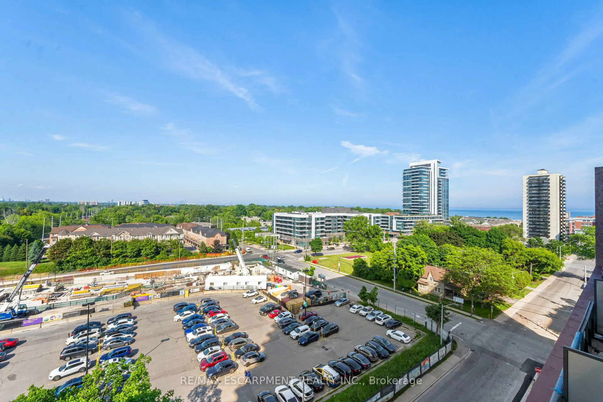 28 Ann Street W, #801