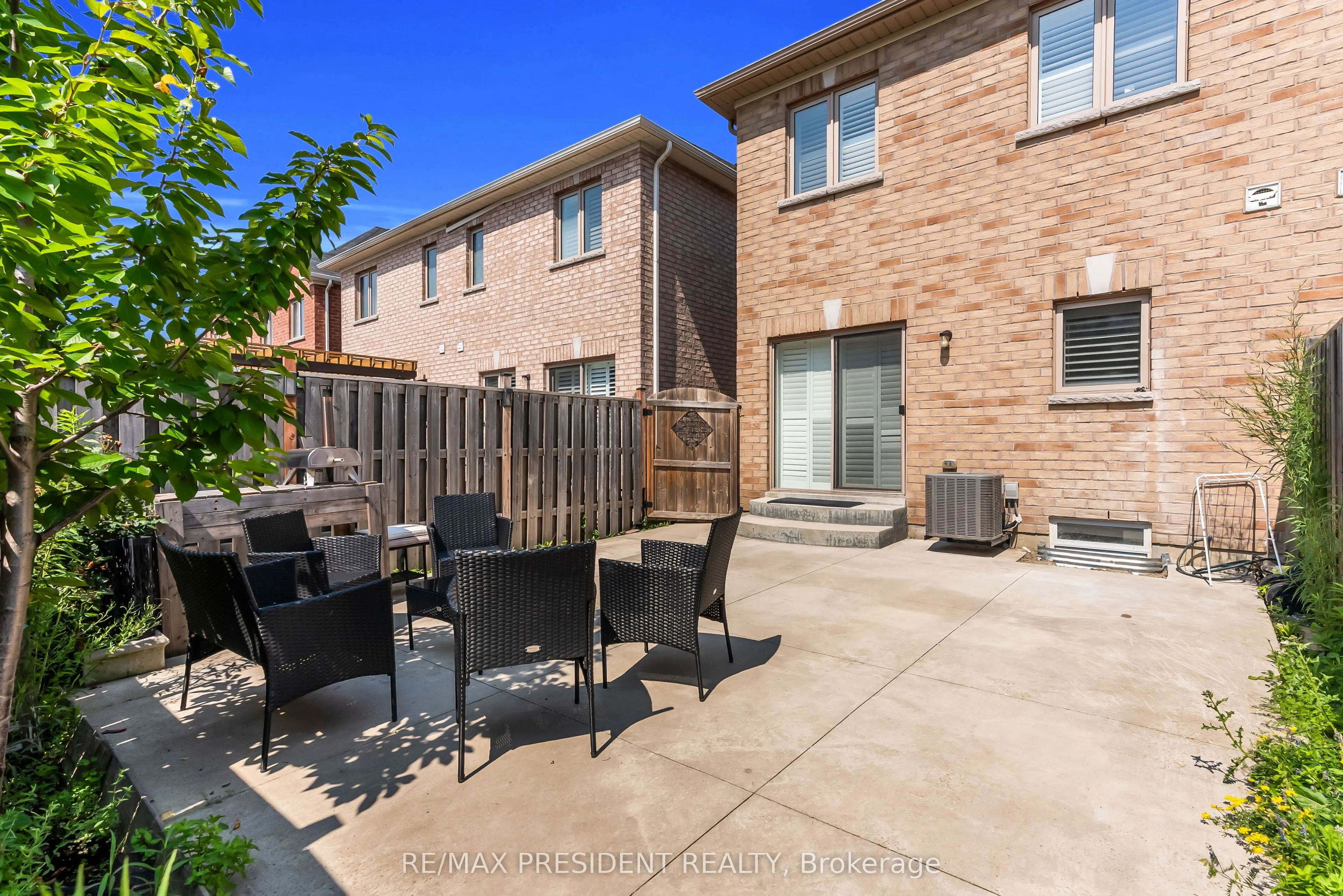 971 Francine Crescent