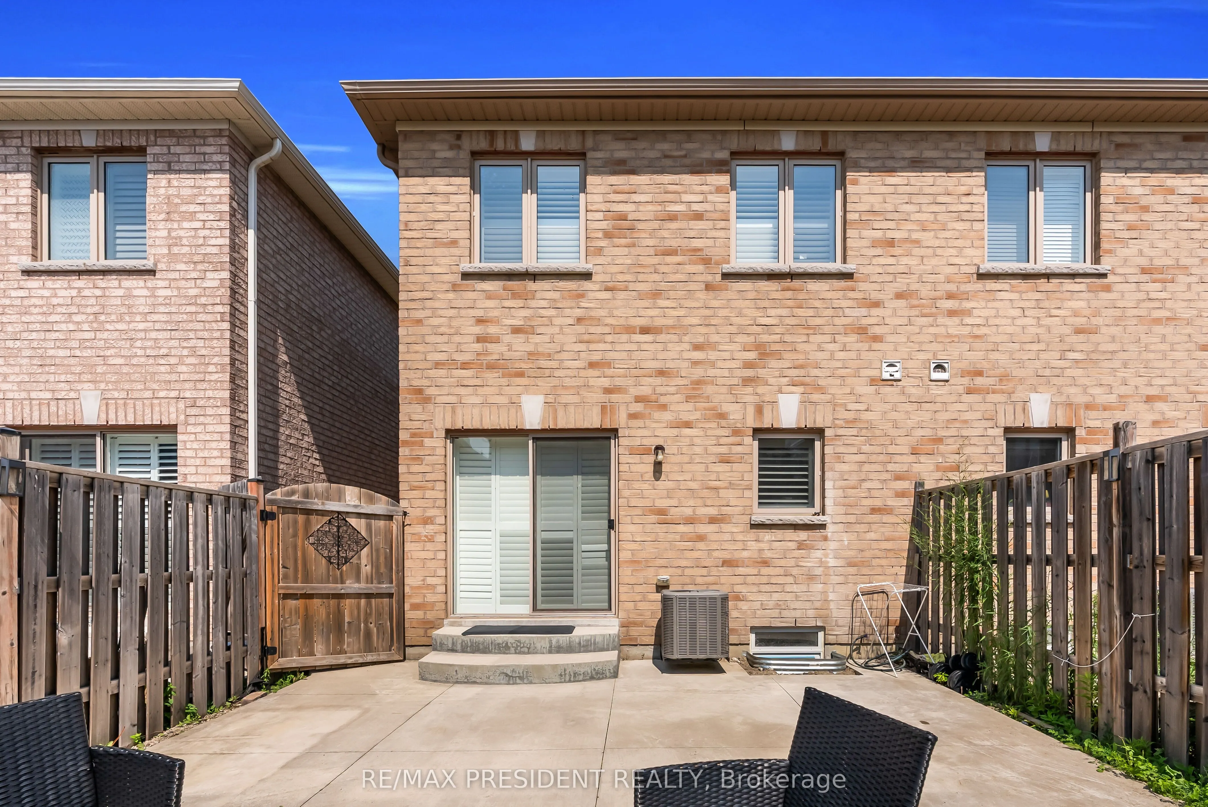 971 Francine Crescent