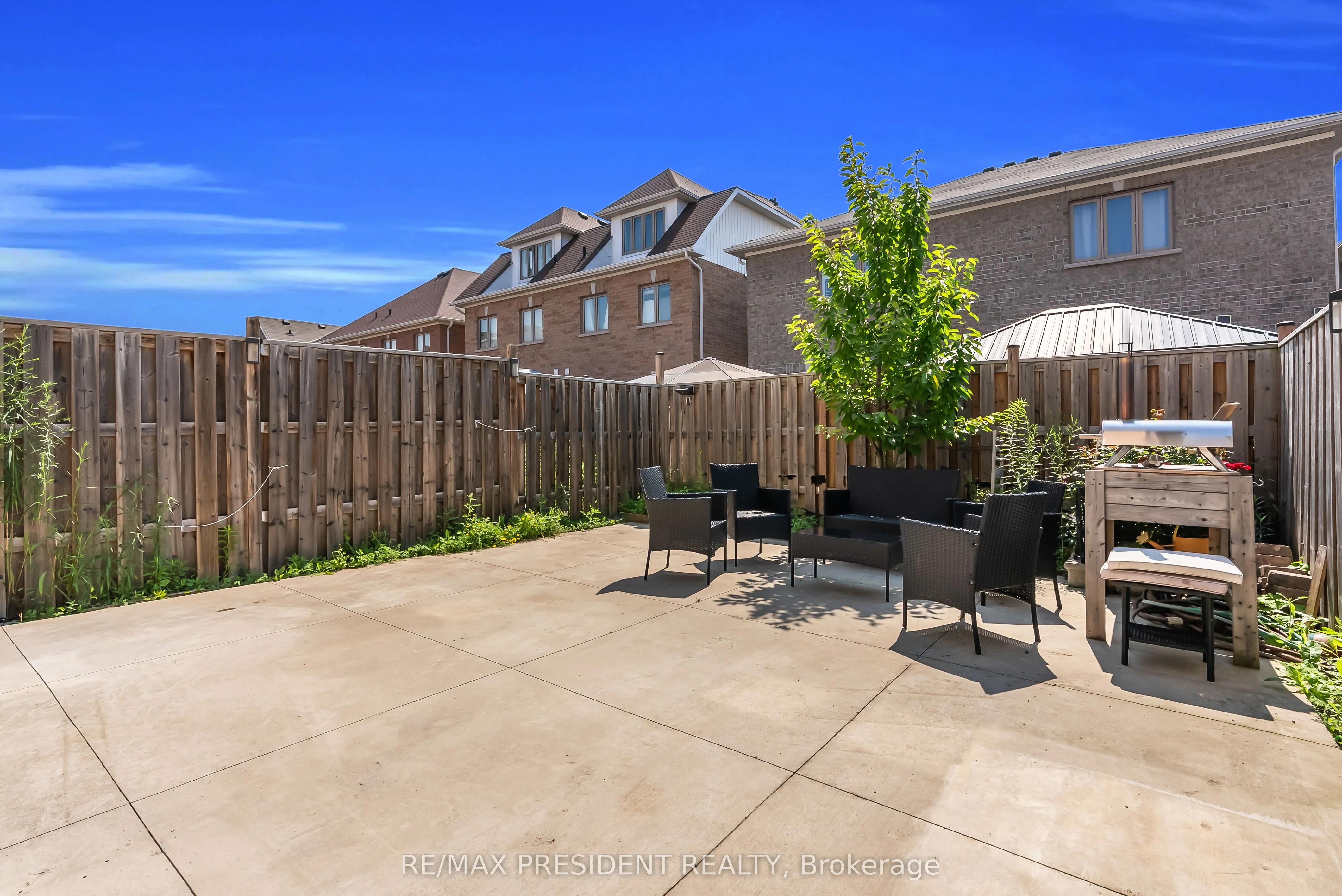 971 Francine Crescent