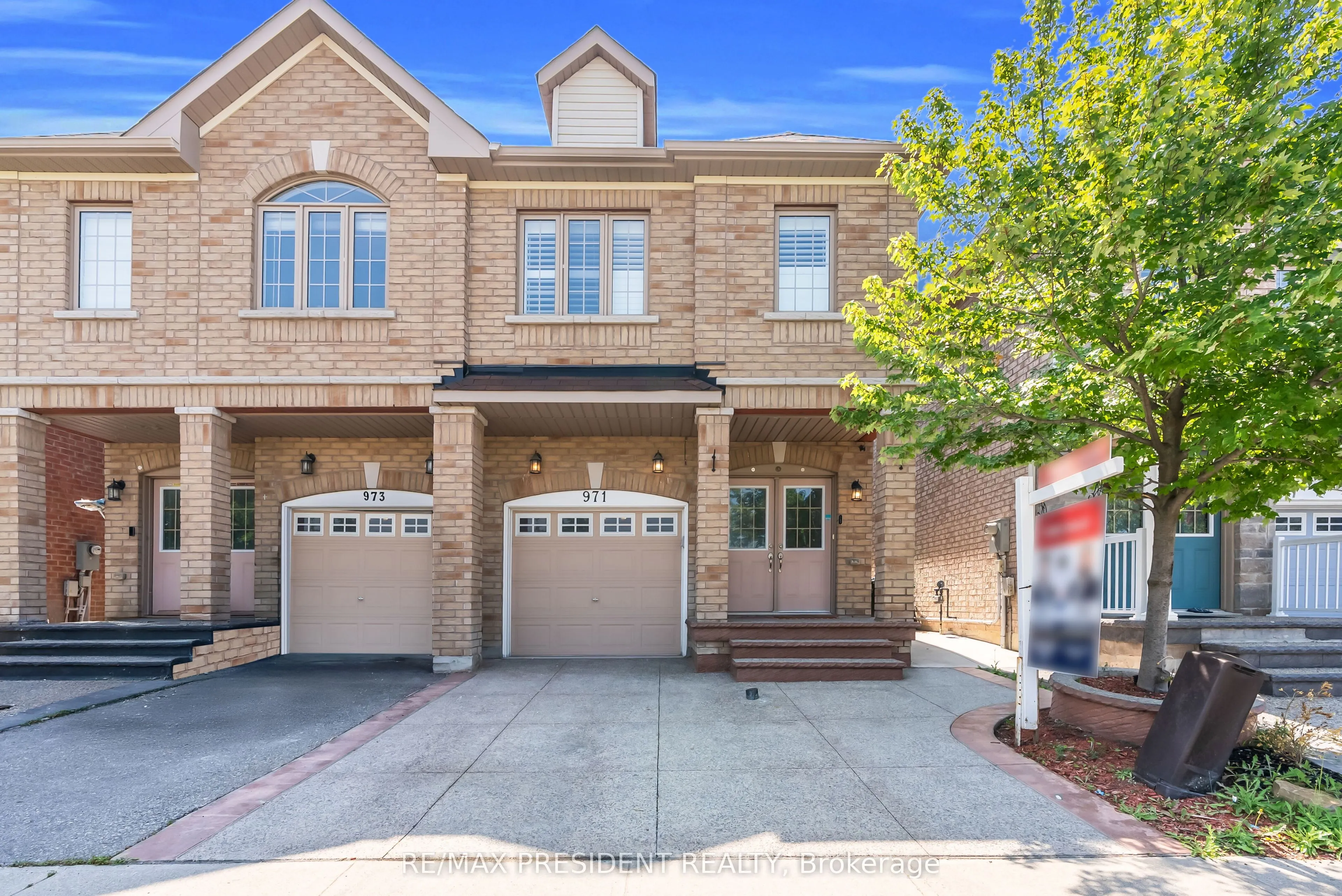 971 Francine Crescent