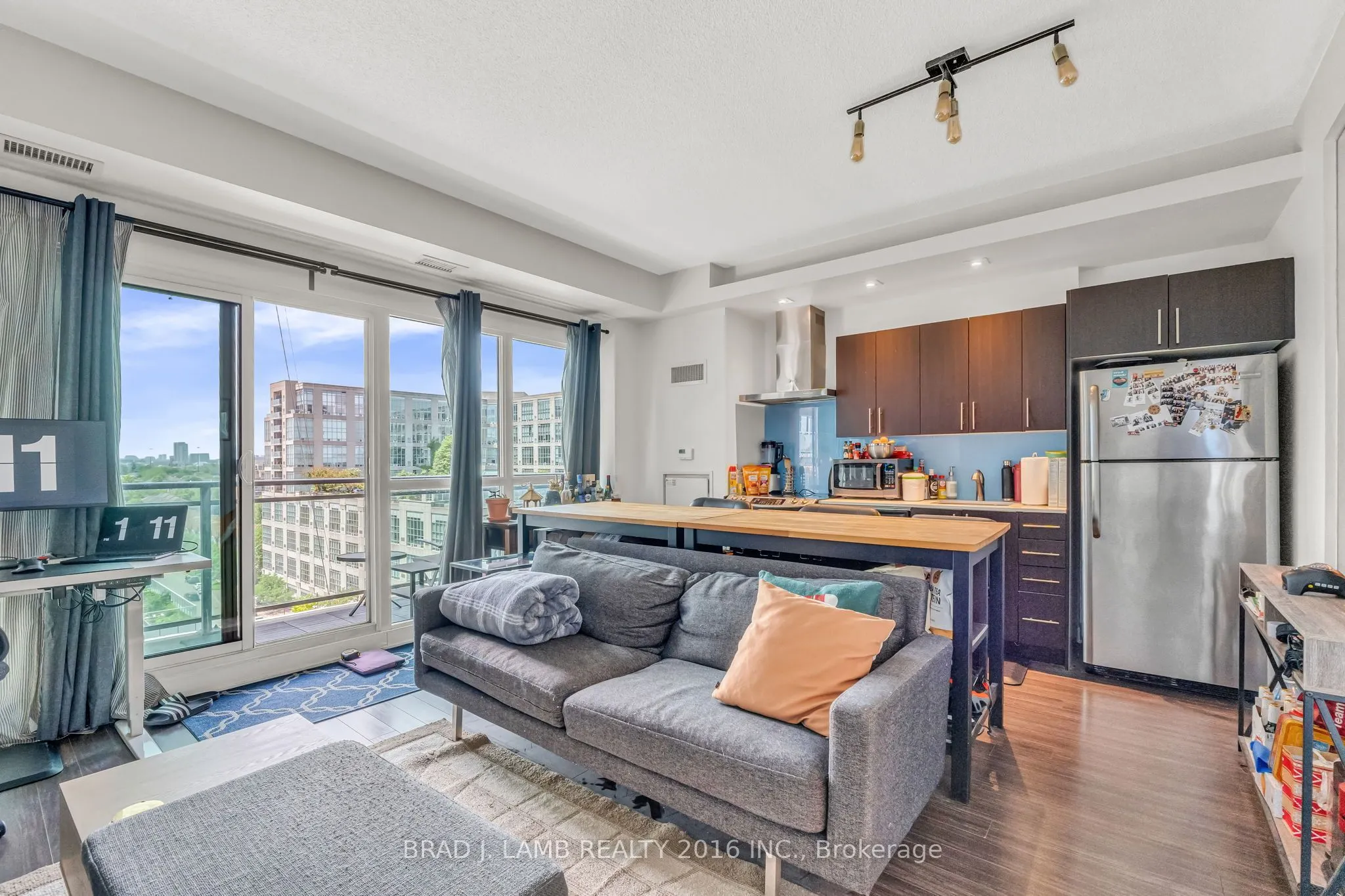 165 Legion Road N, #1031