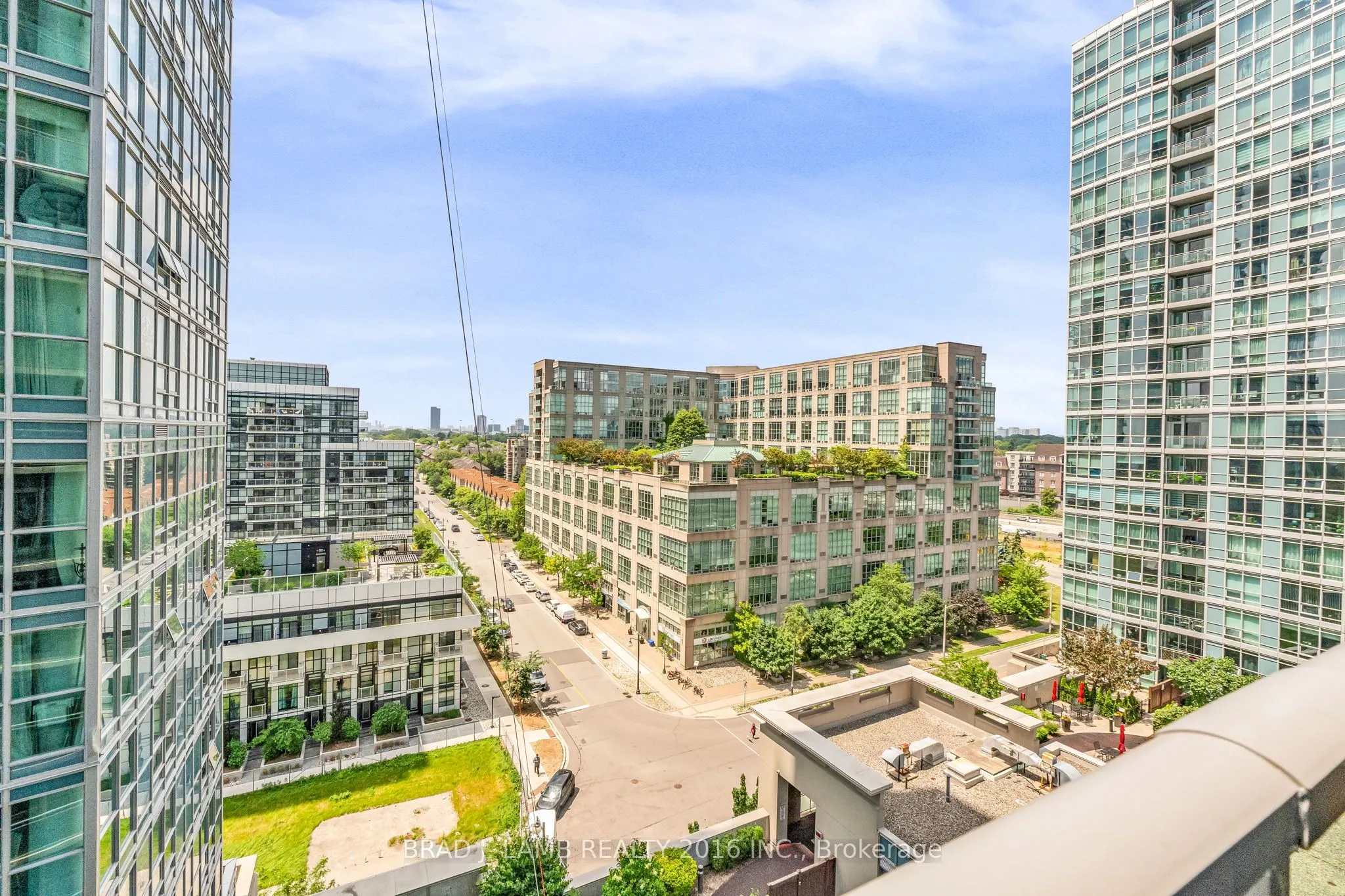 165 Legion Road N, #1031
