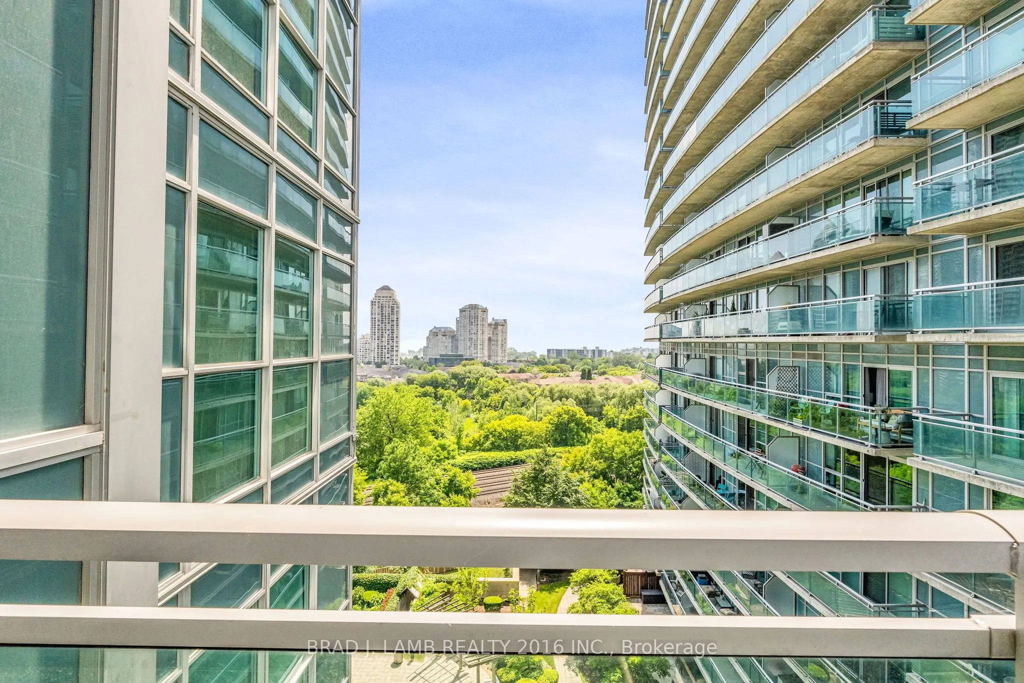 165 Legion Road N, #1031