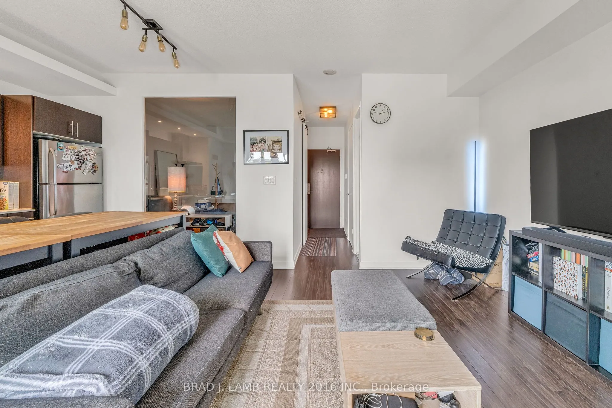 165 Legion Road N, #1031