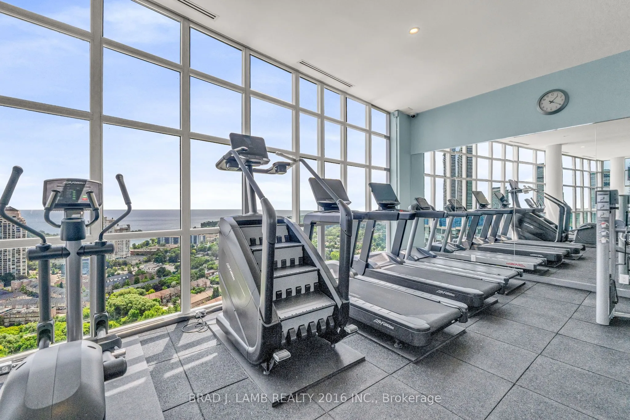 165 Legion Road N, #1031